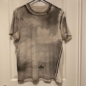 Guess tee